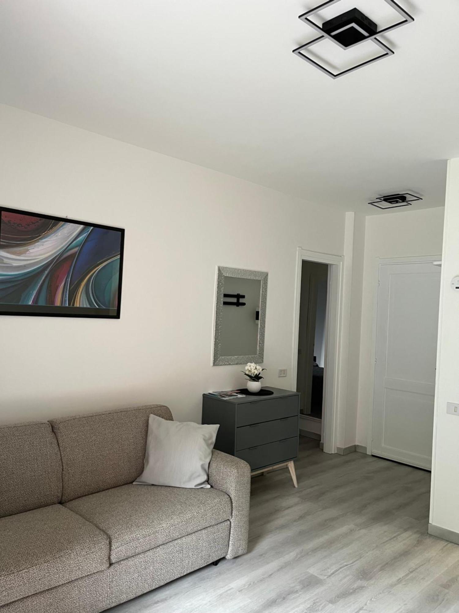 Lake & Nature Apartment Ispra Extérieur photo